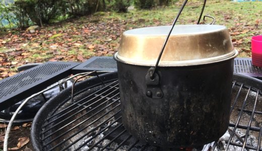 初心者でも簡単につくれる絶品キャンプ飯「ケール肉ごはん」